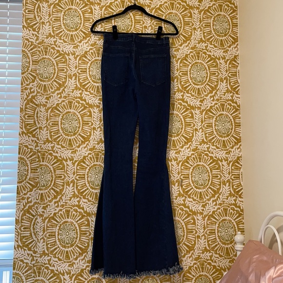 Bootleg (wide leg/flare) jeans - Picture 2 of 3